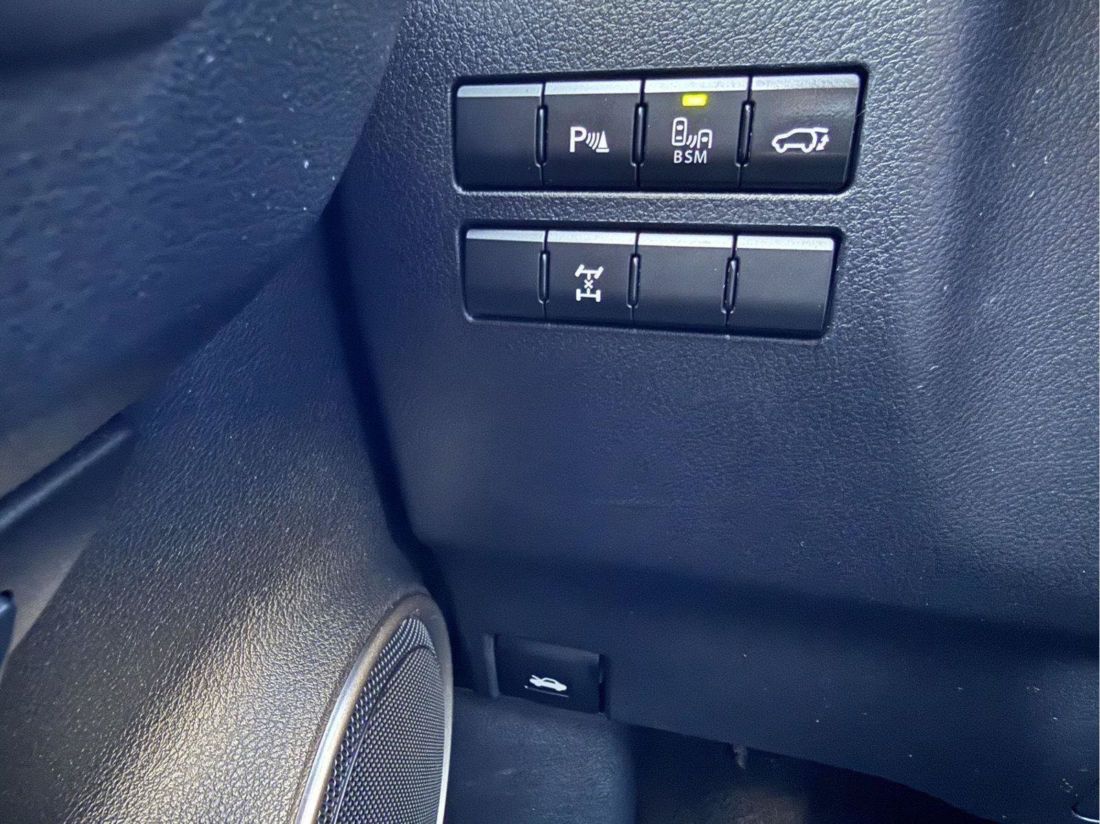 Used 2017 Lexus NX 200t AWD image 18
