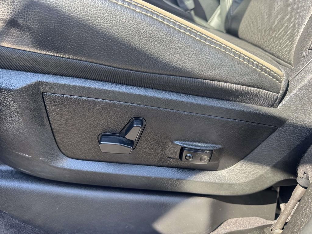 Used 2024 RAM 2500 Laramie image 13