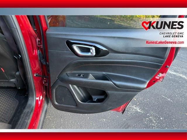 Used 2025 Jeep Compass Trailhawk image 19