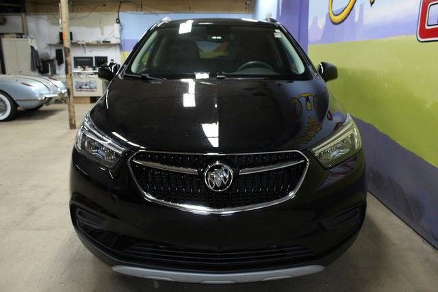 Used 2022 Buick Encore Preferred w/ Safety Package AWD/4WD image 2