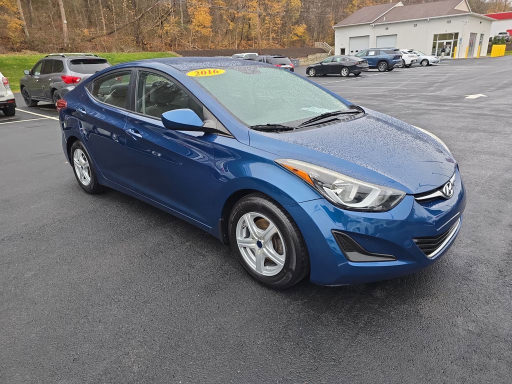 Used 2016 Hyundai Elantra SE image 7