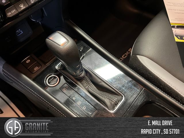 Used 2023 Nissan Kicks SR w/ SR Premium Package image 23