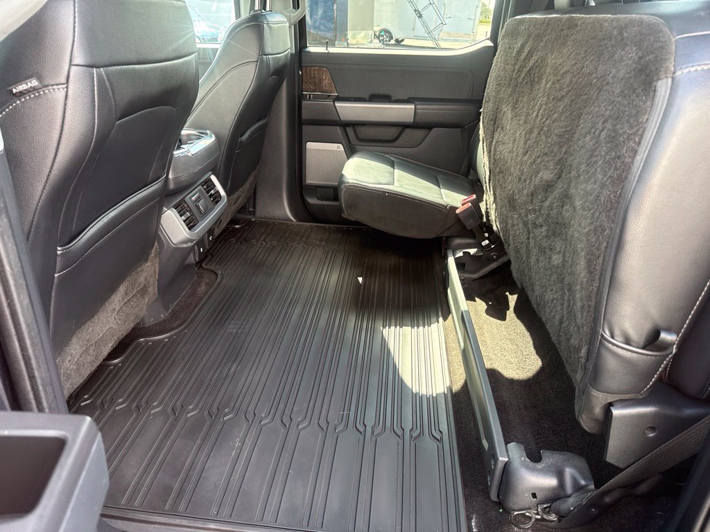 Used 2021 Ford F150 Lariat w/ Equipment Group 502A High AWD/4WD image 32