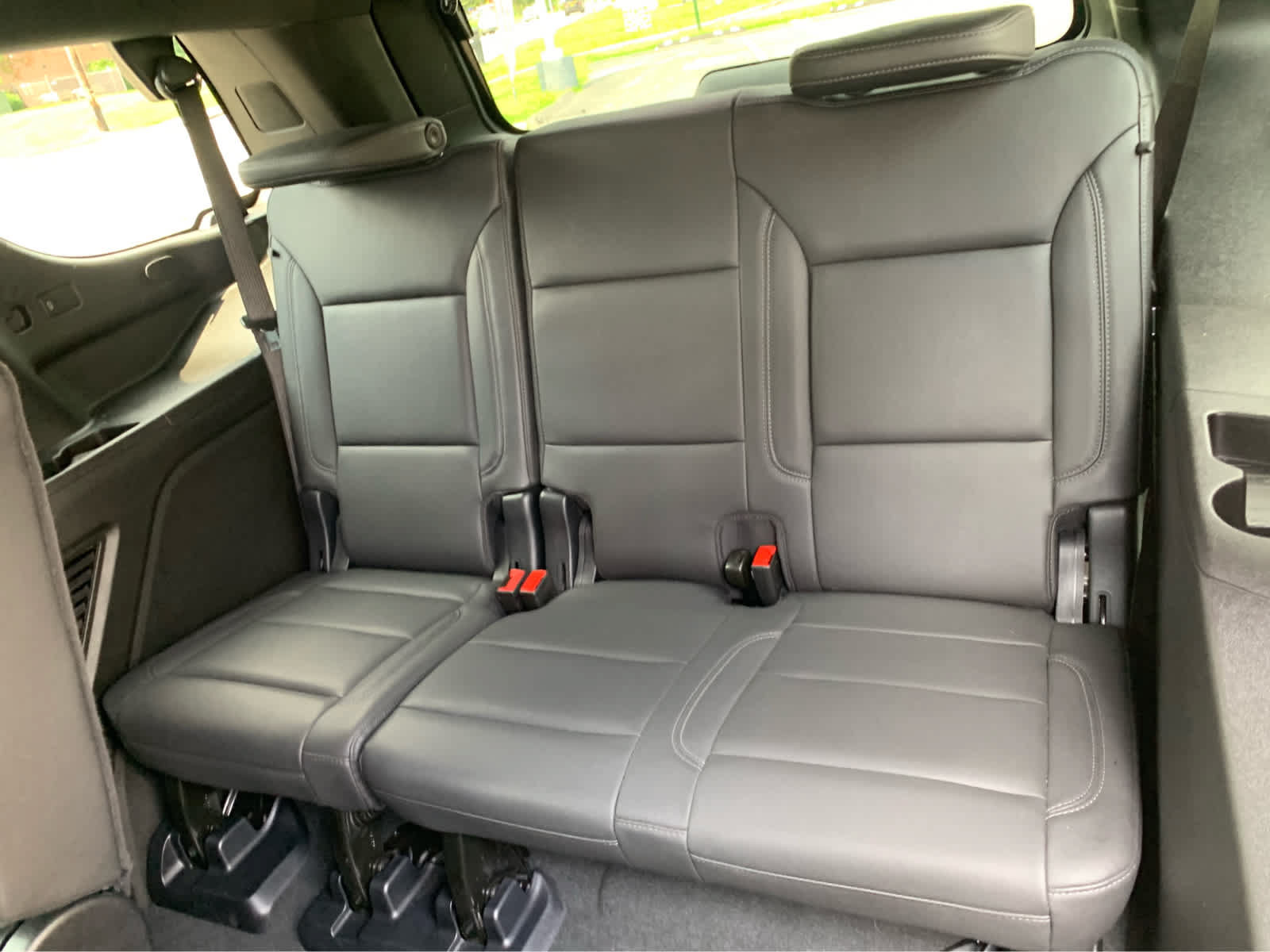 Used 2025 Chevrolet Tahoe Z71 AWD/4WD image 24