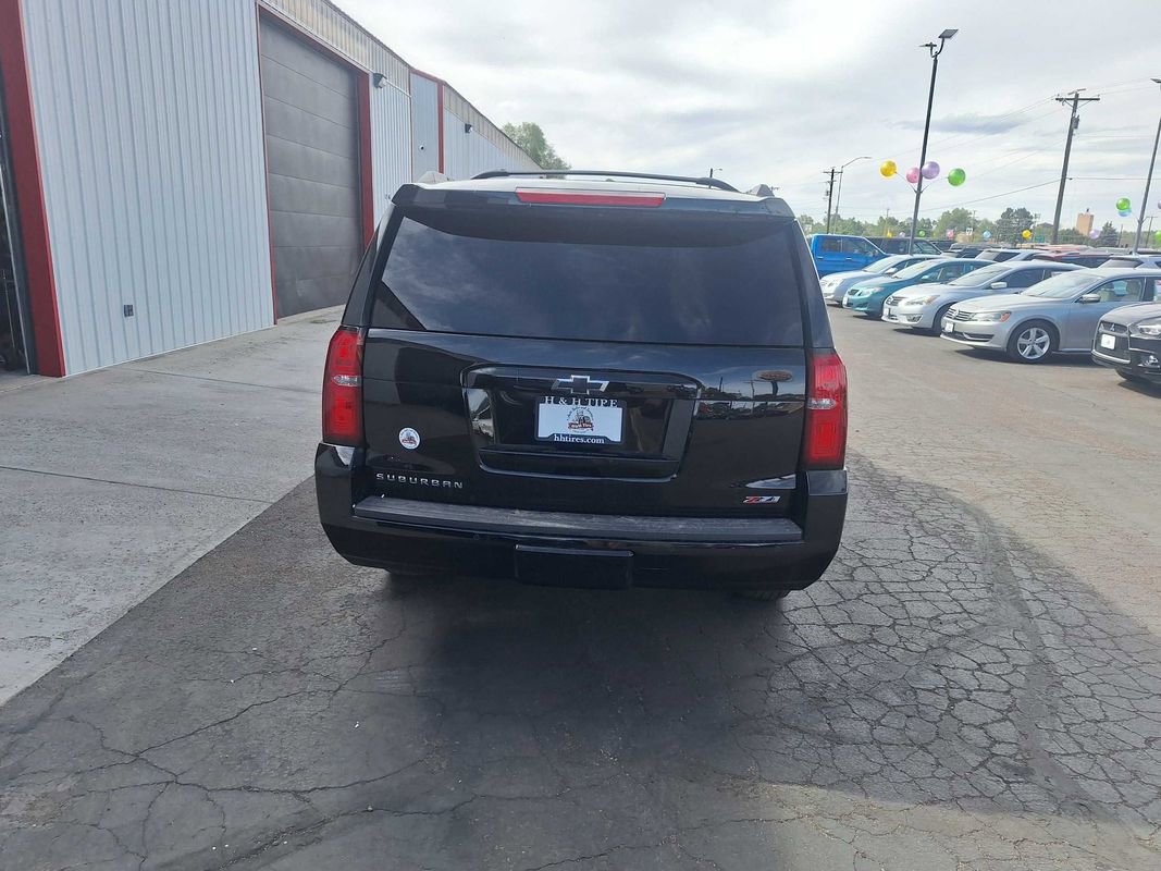 Used 2019 Chevrolet Suburban LT AWD/4WD image 7