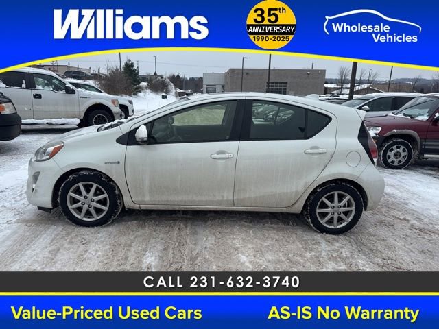 Used 2015 Toyota Prius C Four video 1