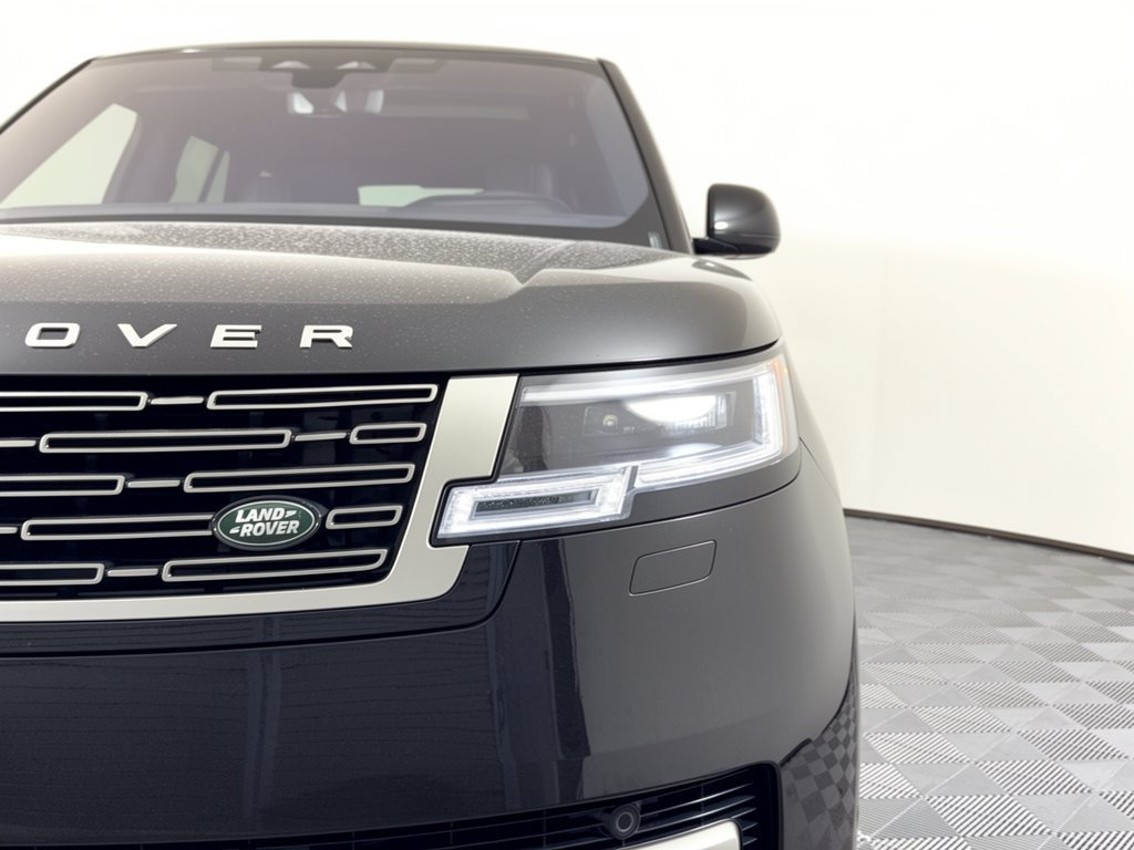 Used 2023 Land Rover Range Rover SE AWD/4WD image 12