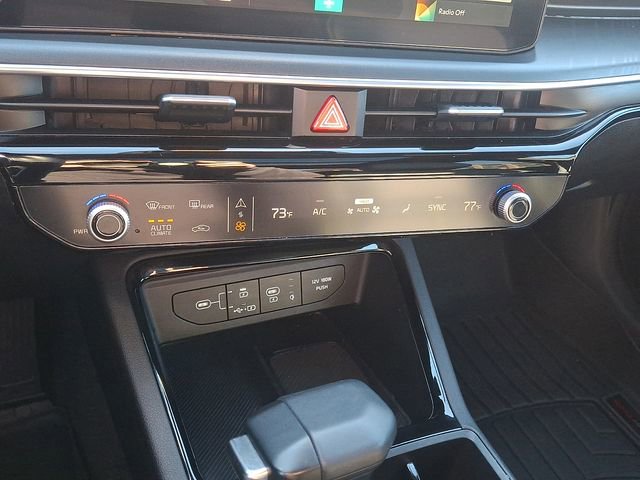 Used 2025 Kia K5 GT w/ GT1 Package image 16