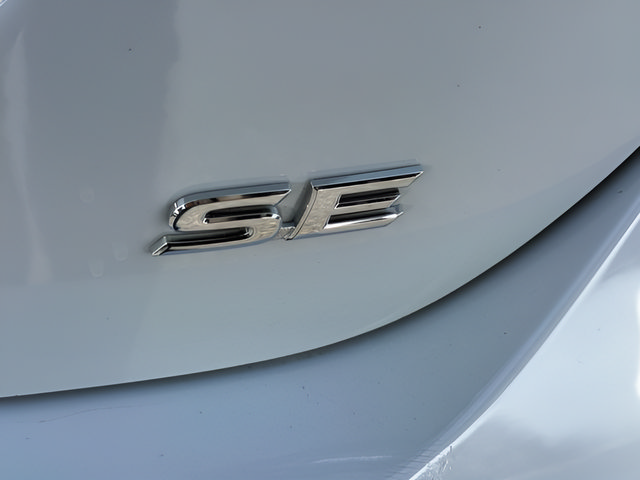 Used 2023 Toyota Camry SE FWD image 13
