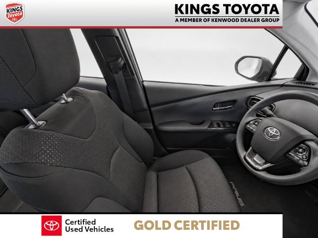 Certified 2022 Toyota Prius LE FWD image 12