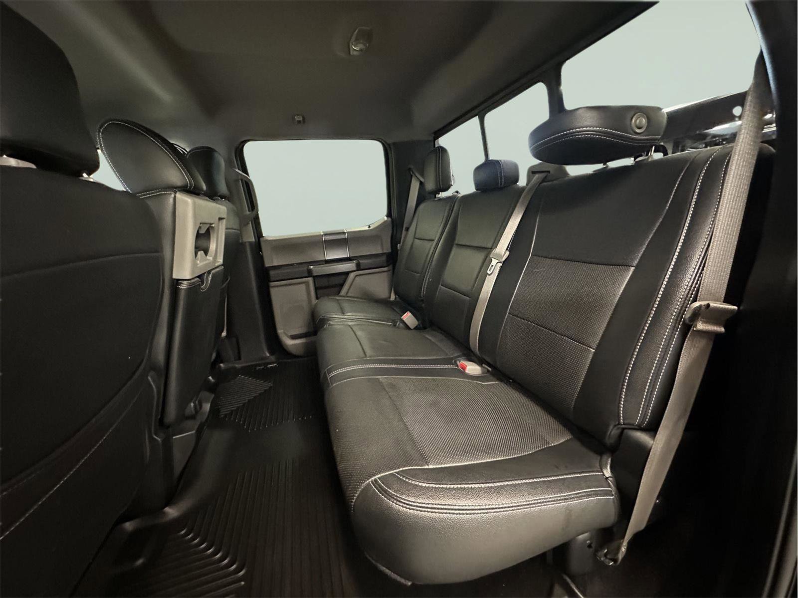 Used 2017 Ford F150 XLT w/ Equipment Group 302A Luxury image 29