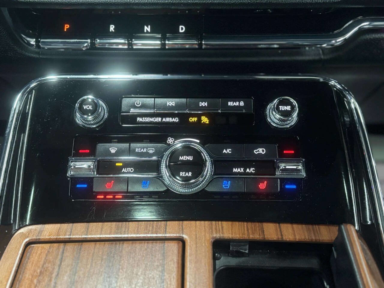 Used 2020 Lincoln Navigator Reserve w/ Equipment Group 208A Reserve image 42