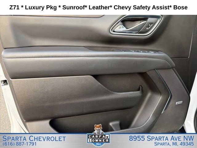 Used 2024 Chevrolet Suburban Z71 w/ Luxury Package image 18
