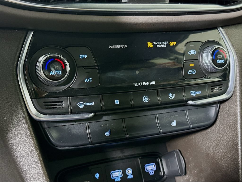 Used 2020 Hyundai Santa Fe SEL FWD image 7