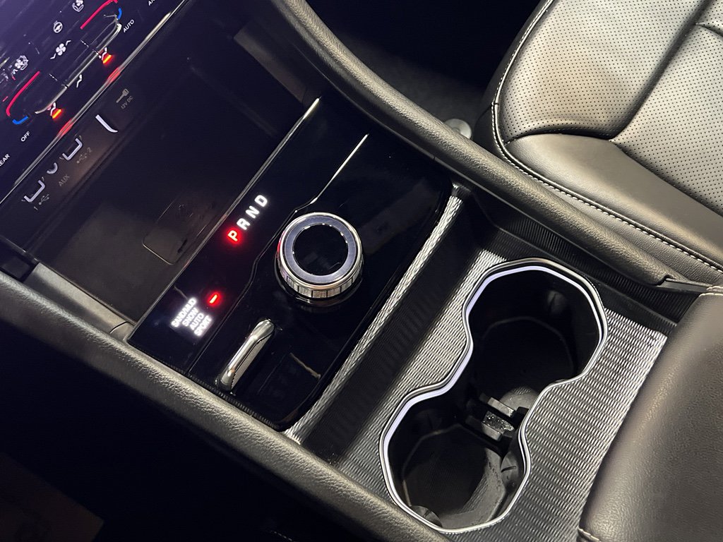 Used 2024 Jeep Grand Cherokee L Limited w/ Luxury Tech Group II image 20