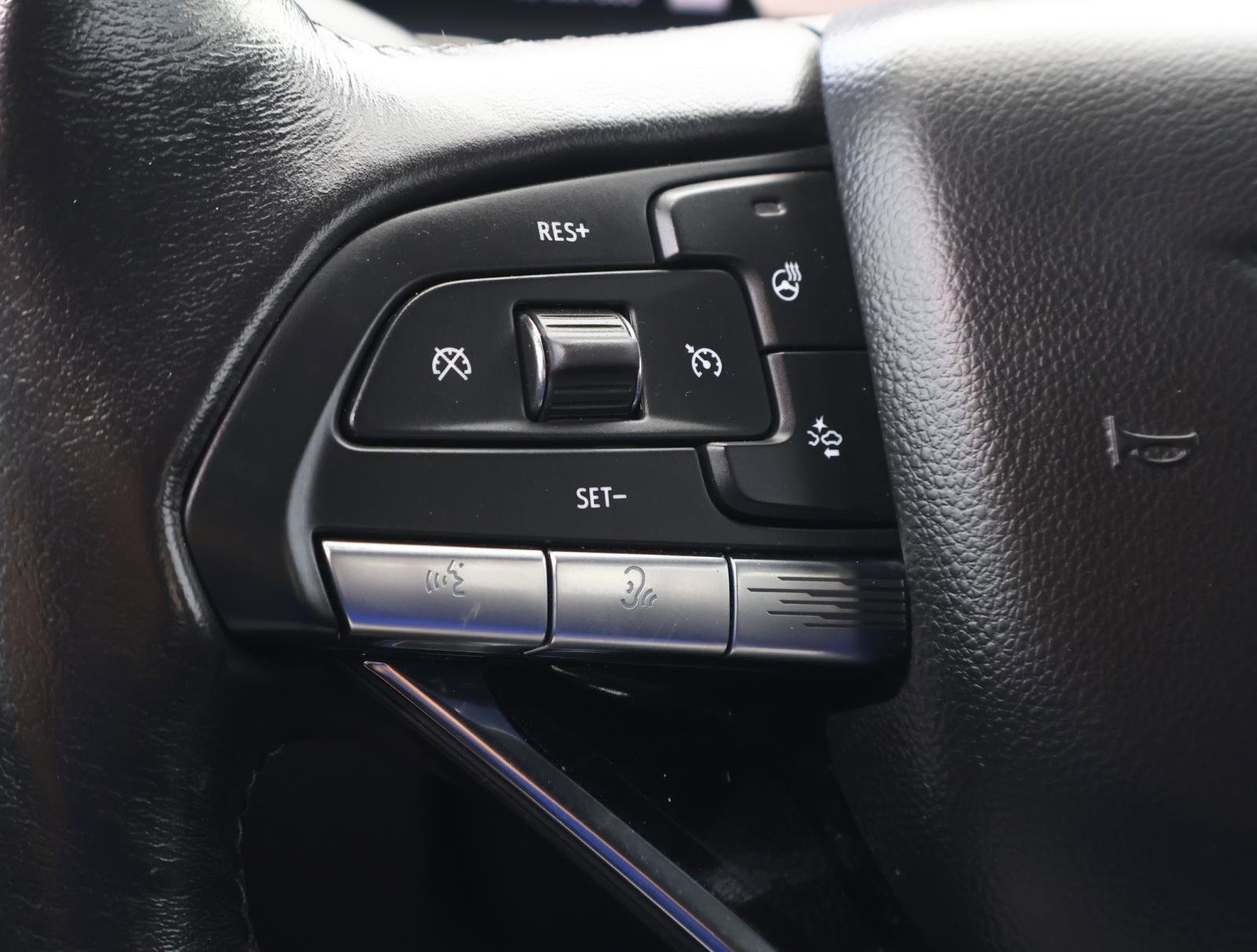 Certified 2023 Cadillac Escalade Sport w/ Touring Package image 30