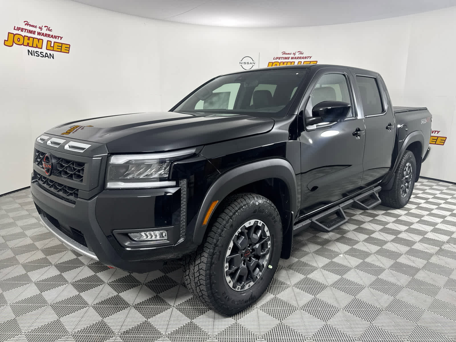 New 2026 Nissan Frontier PRO-4X w/ Pro Premium Package