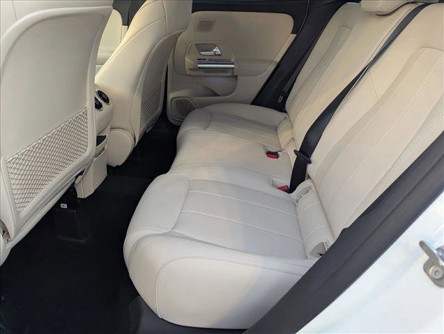 New 2025 Mercedes-Benz GLA 250 image 13