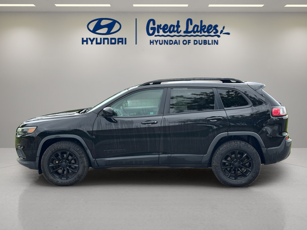 Used 2020 Jeep Cherokee Latitude w/ Cold Weather Group AWD/4WD image 2