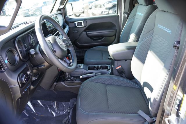 Certified 2025 Jeep Wrangler Unlimited Rubicon 4xe w/ Safety Group image 16