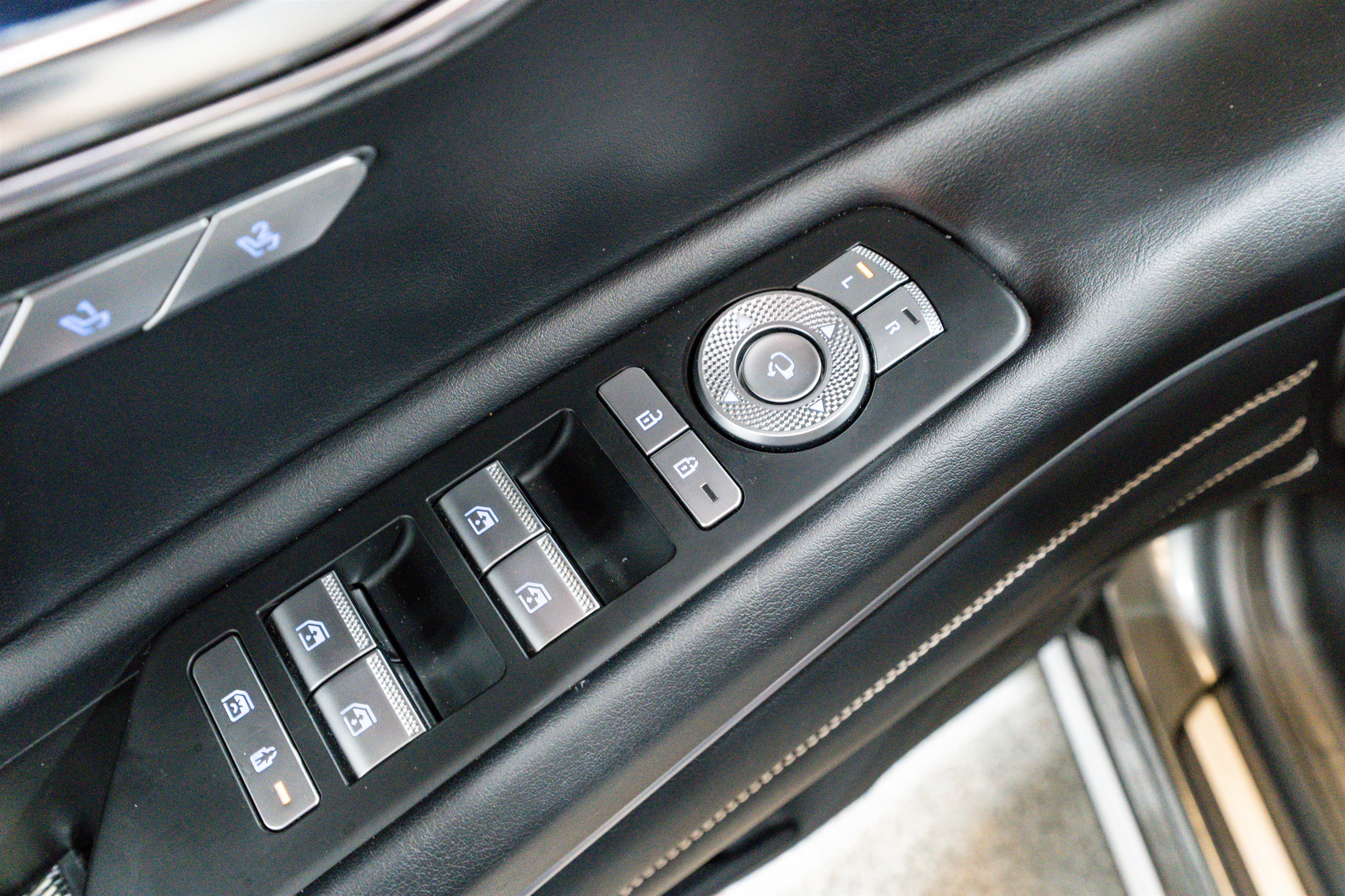 Used 2024 Genesis GV80 2.5T image 15