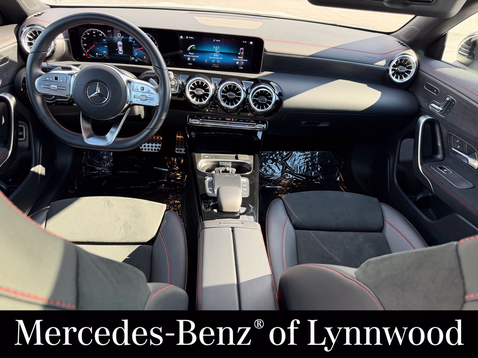 Used 2023 Mercedes-Benz CLA 250 4MATIC image 18