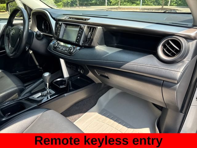 Used 2018 Toyota RAV4 Limited AWD/4WD image 26