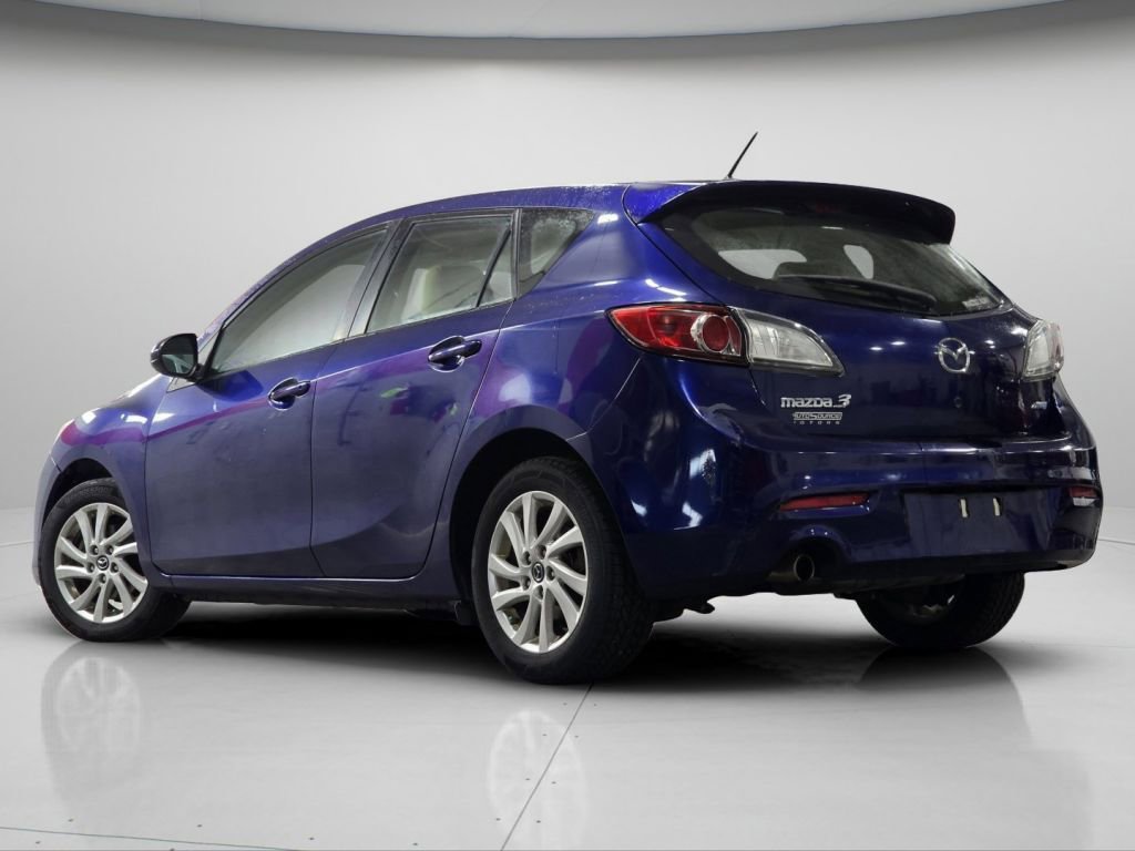 Used 2013 MAZDA MAZDA3 i Touring image 17
