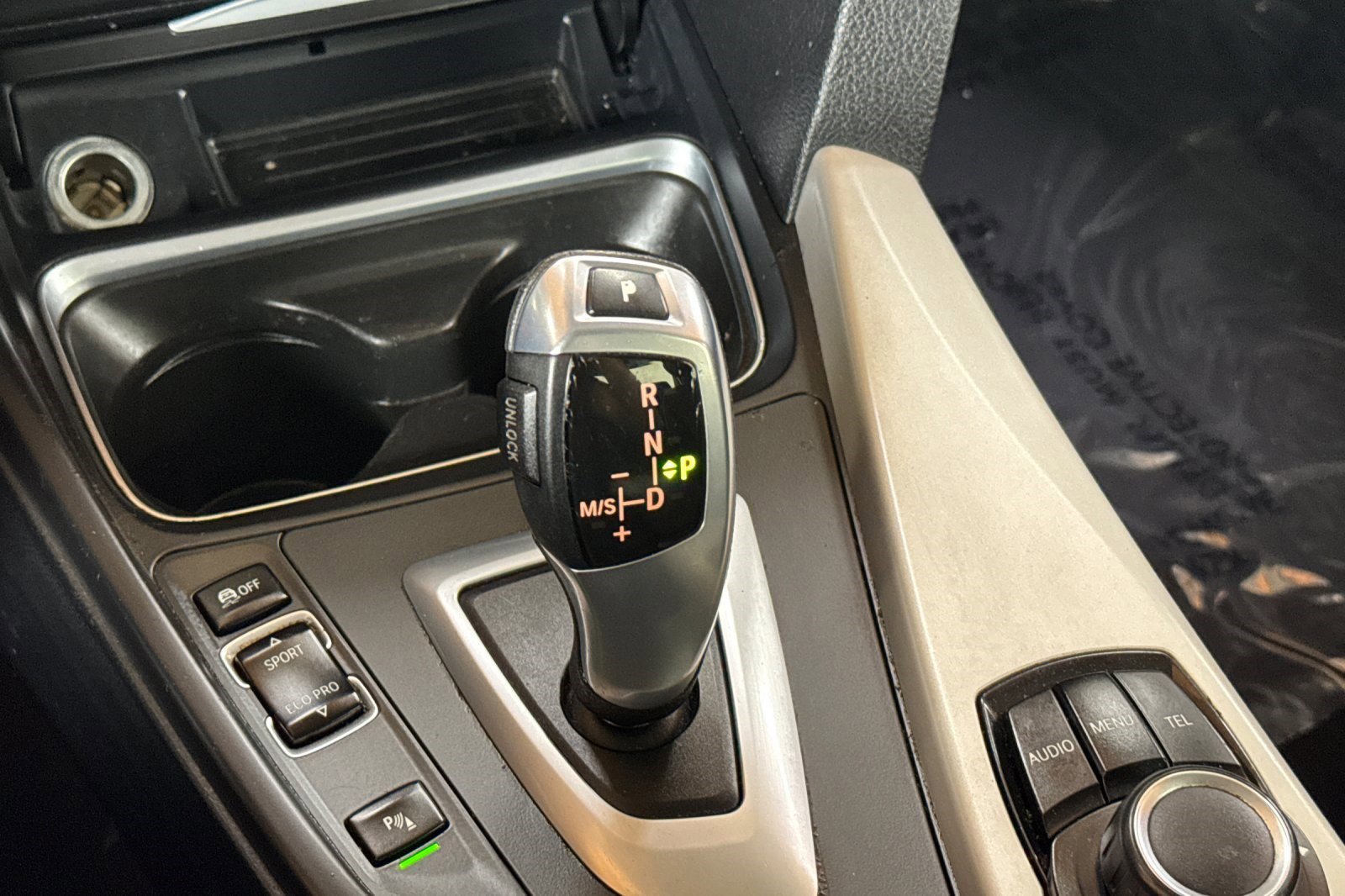 Used 2013 BMW 320i Sedan image 17