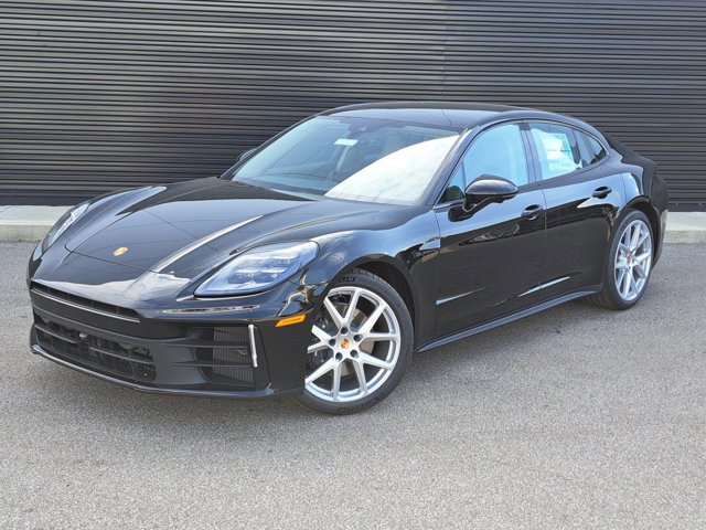 New 2026 Porsche Panamera 4 image 1