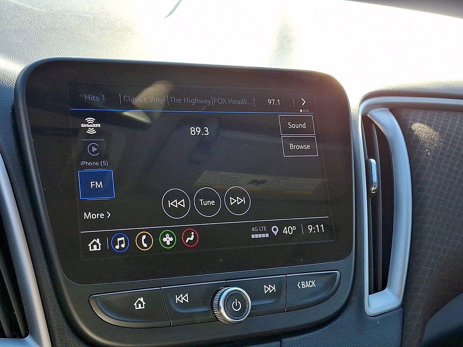 Used 2024 Chevrolet Malibu LT FWD image 15