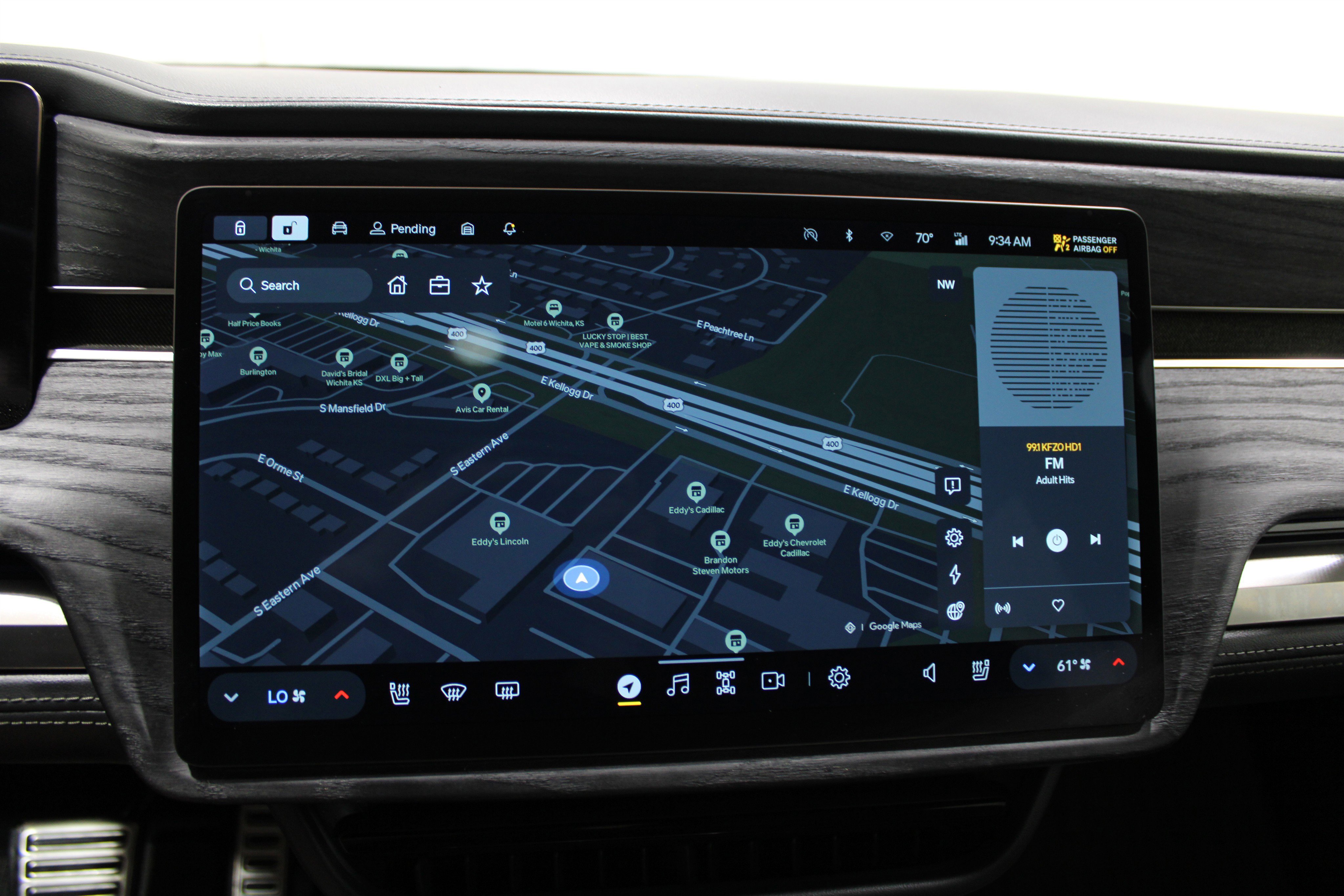 Used 2024 Rivian R1S Adventure image 16