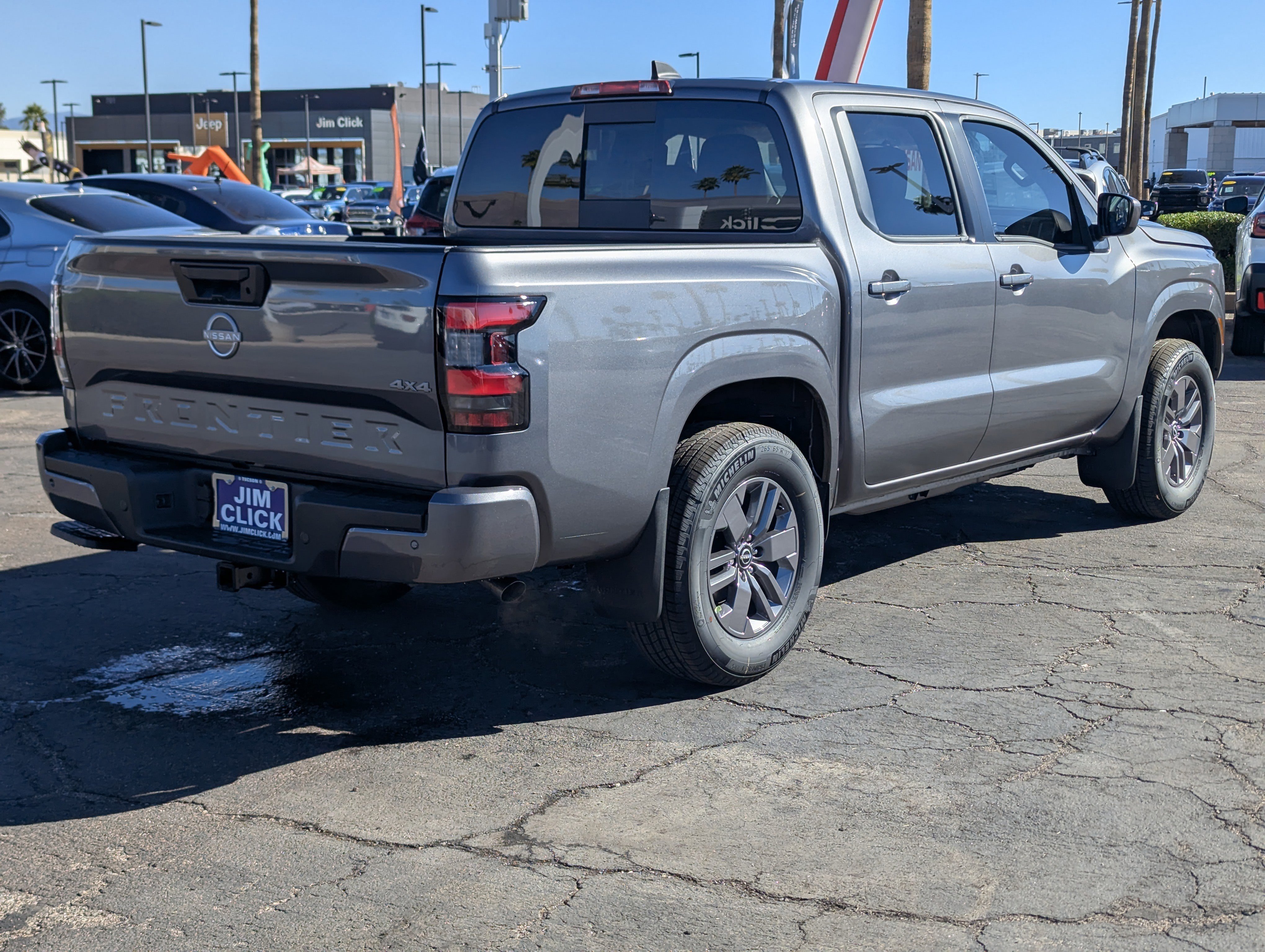 New 2026 Nissan Frontier SV image 2
