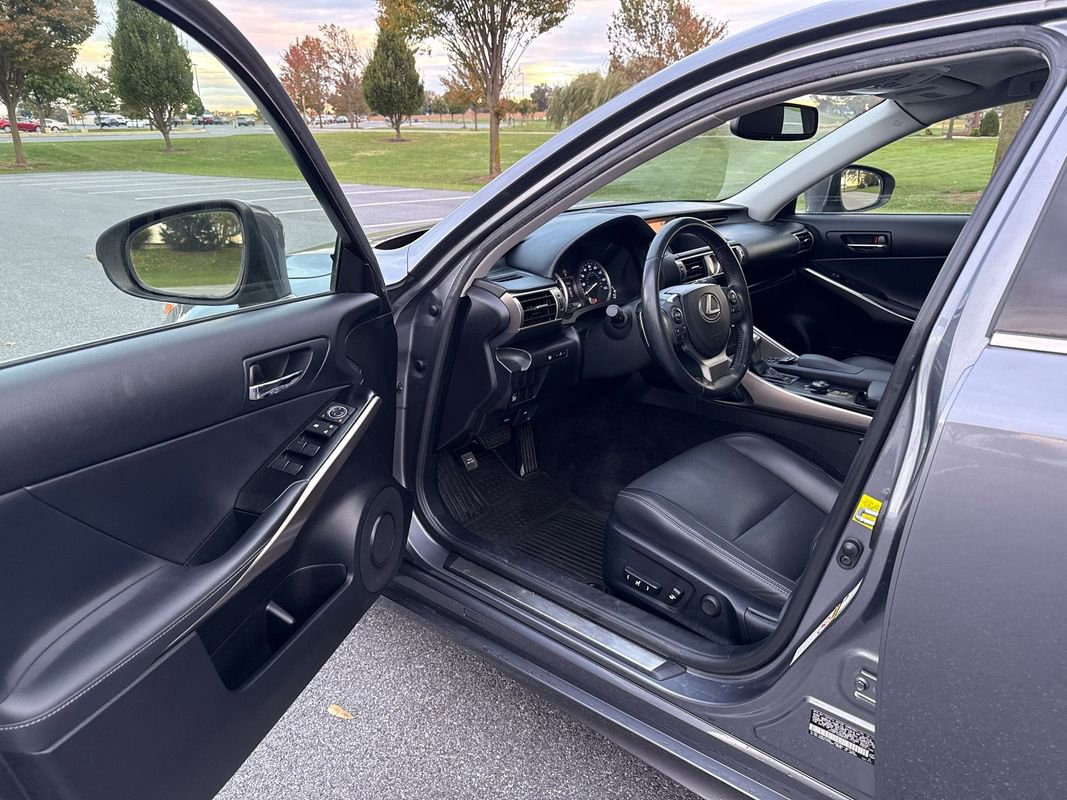 Used 2014 Lexus IS 250 AWD image 10