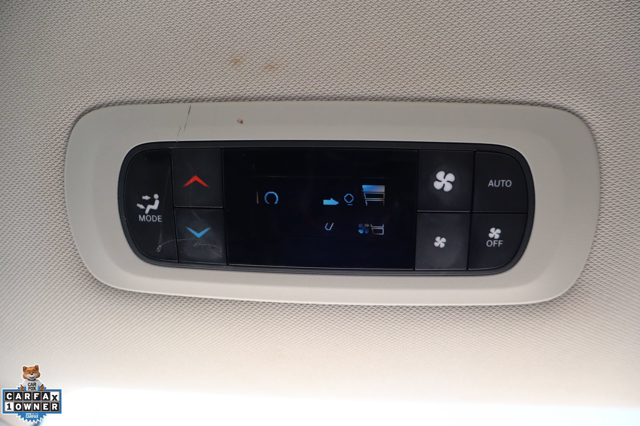 Used 2023 Chrysler Pacifica Touring-L FWD image 29