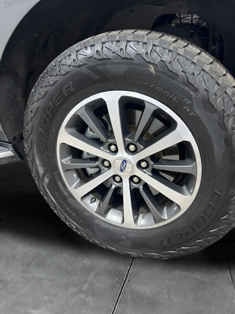 Used 2021 Ford Expedition Max XLT AWD/4WD image 19