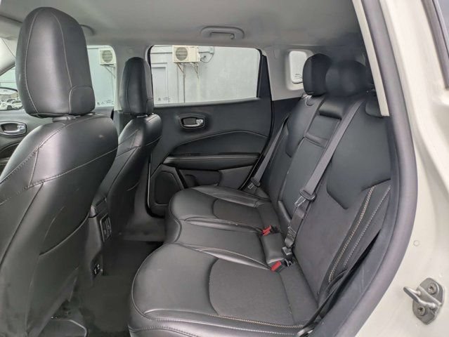Certified 2019 Jeep Compass Latitude w/ Popular Equipment Group AWD/4WD image 13