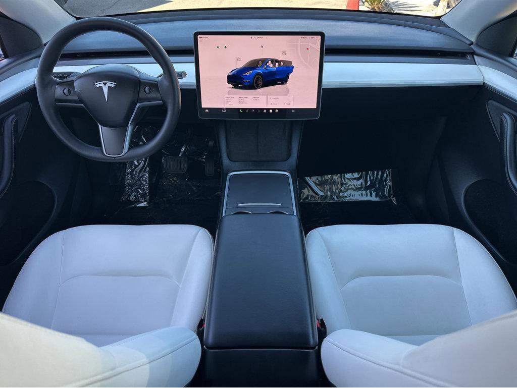 Used 2023 Tesla Model Y Long Range image 4