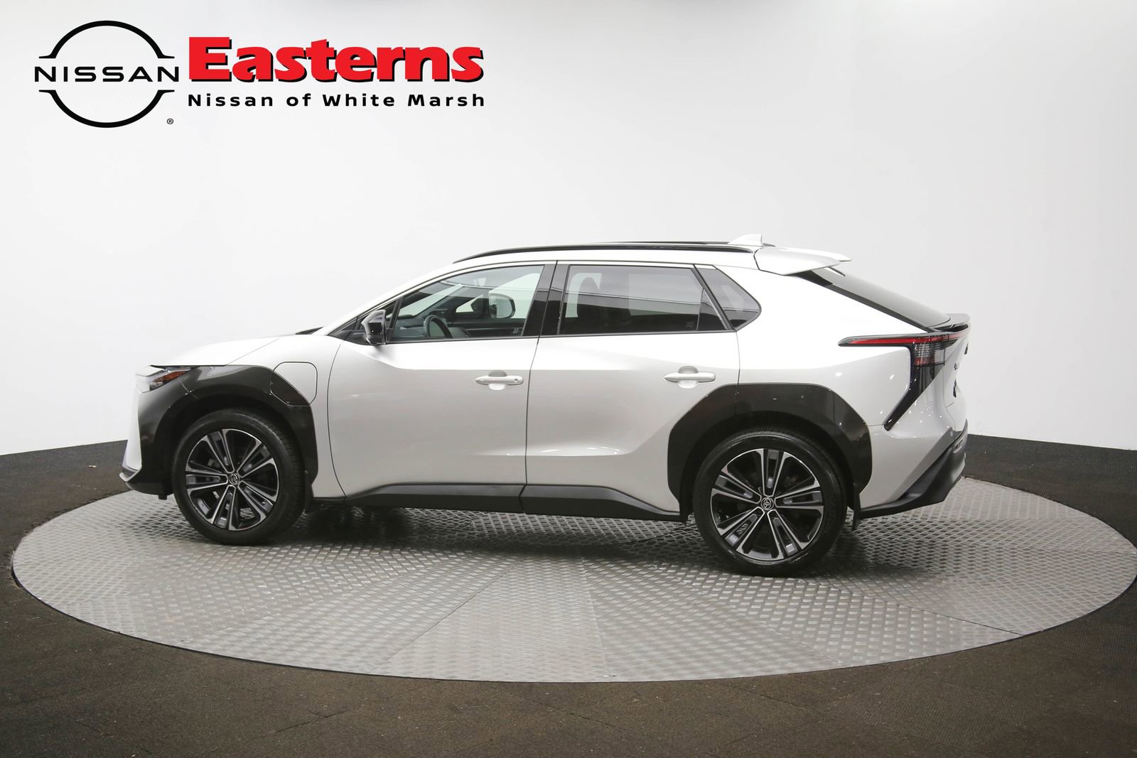 Used 2023 Toyota bZ4X Limited w/ Weather Package image 61