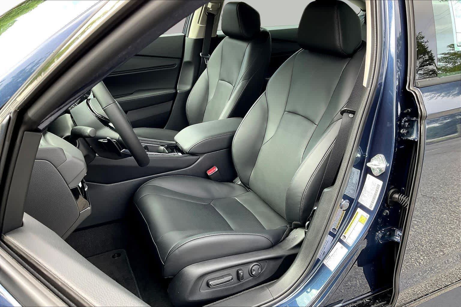 New 2026 Honda Accord Touring image 9