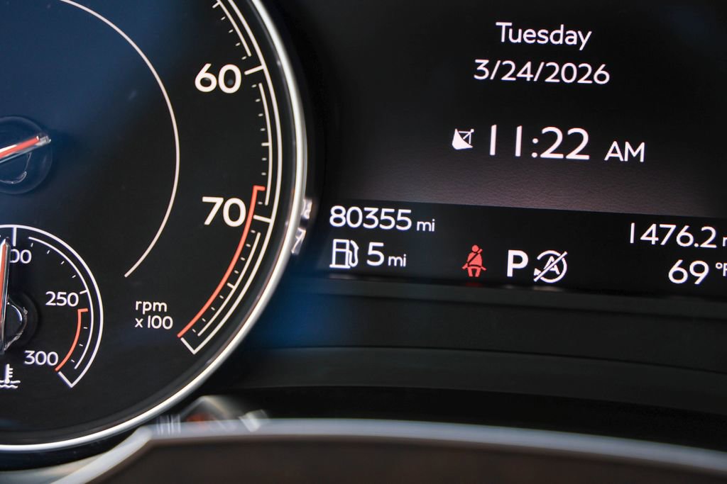 Used 2019 Bentley Bentayga AWD/4WD image 13