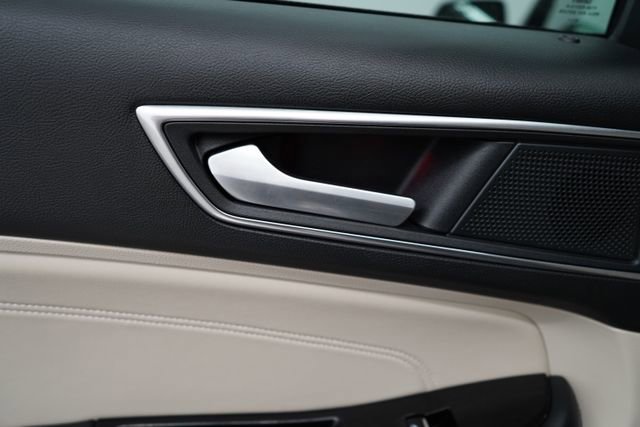 Used 2020 Ford Edge Titanium w/ Equipment Group 301A image 53