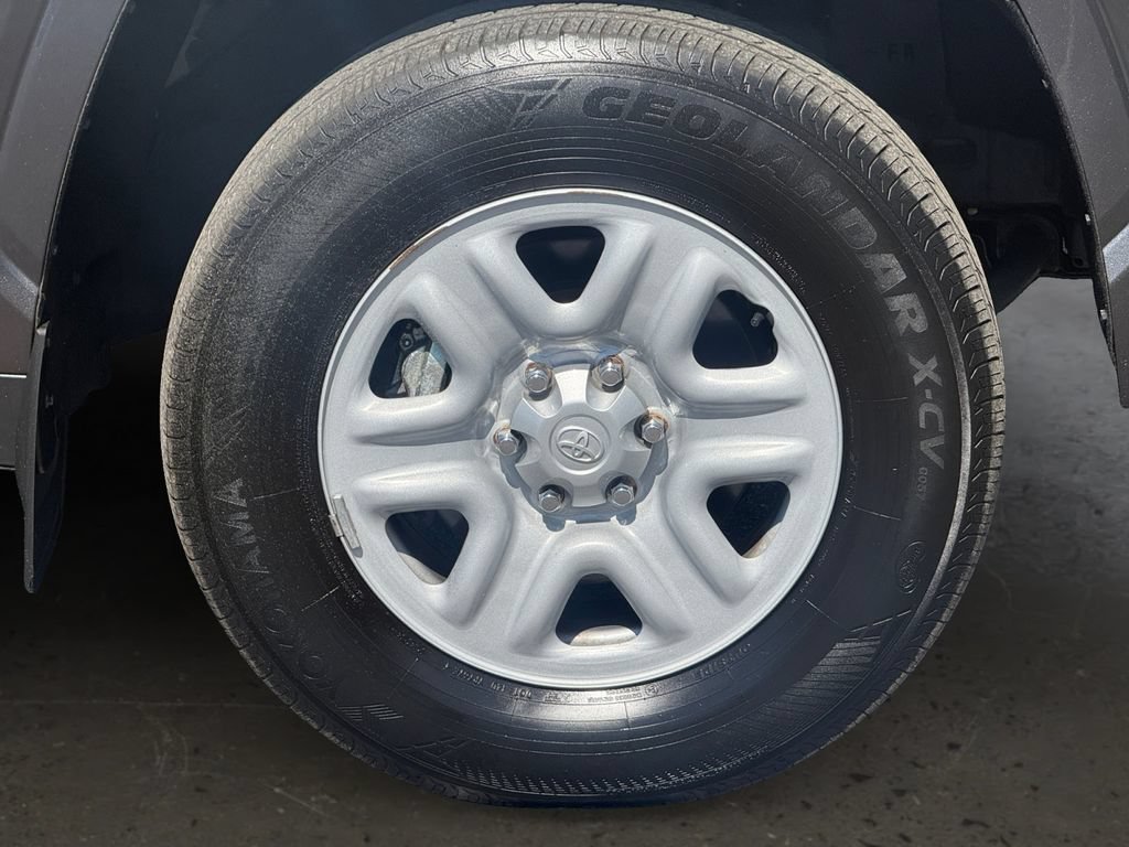 Used 2024 Toyota Tundra SR AWD/4WD image 9