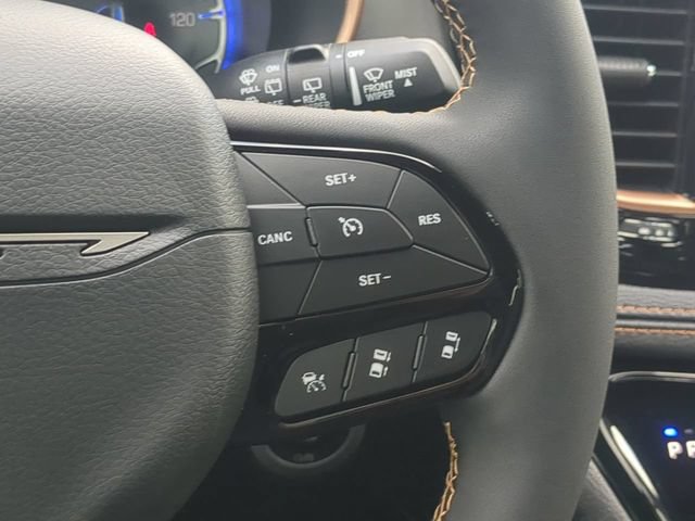 New 2027 Chrysler Pacifica Pinnacle w/ Theater Group AWD/4WD image 33