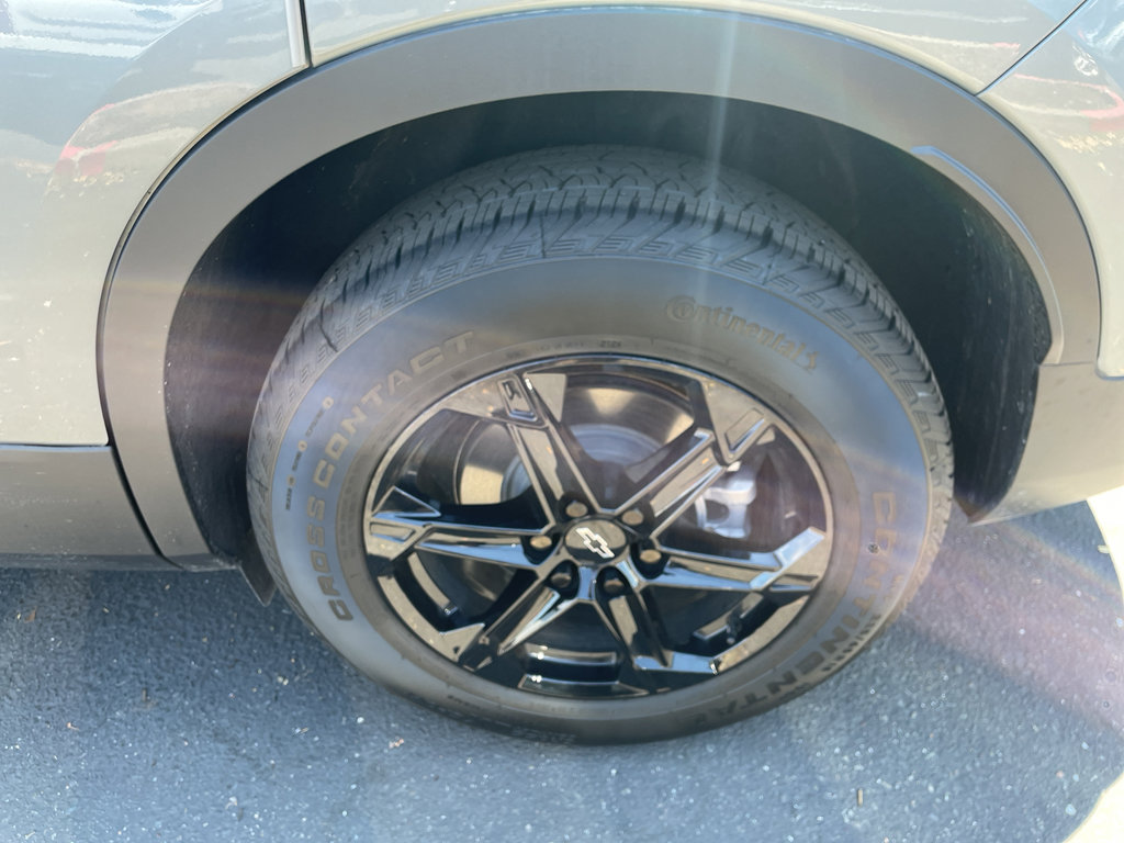 Used 2025 Chevrolet Blazer LT w/ Midnight/Sport Edition image 10