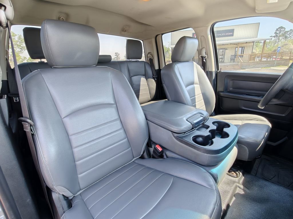 Used 2018 RAM 1500 ST RWD image 27