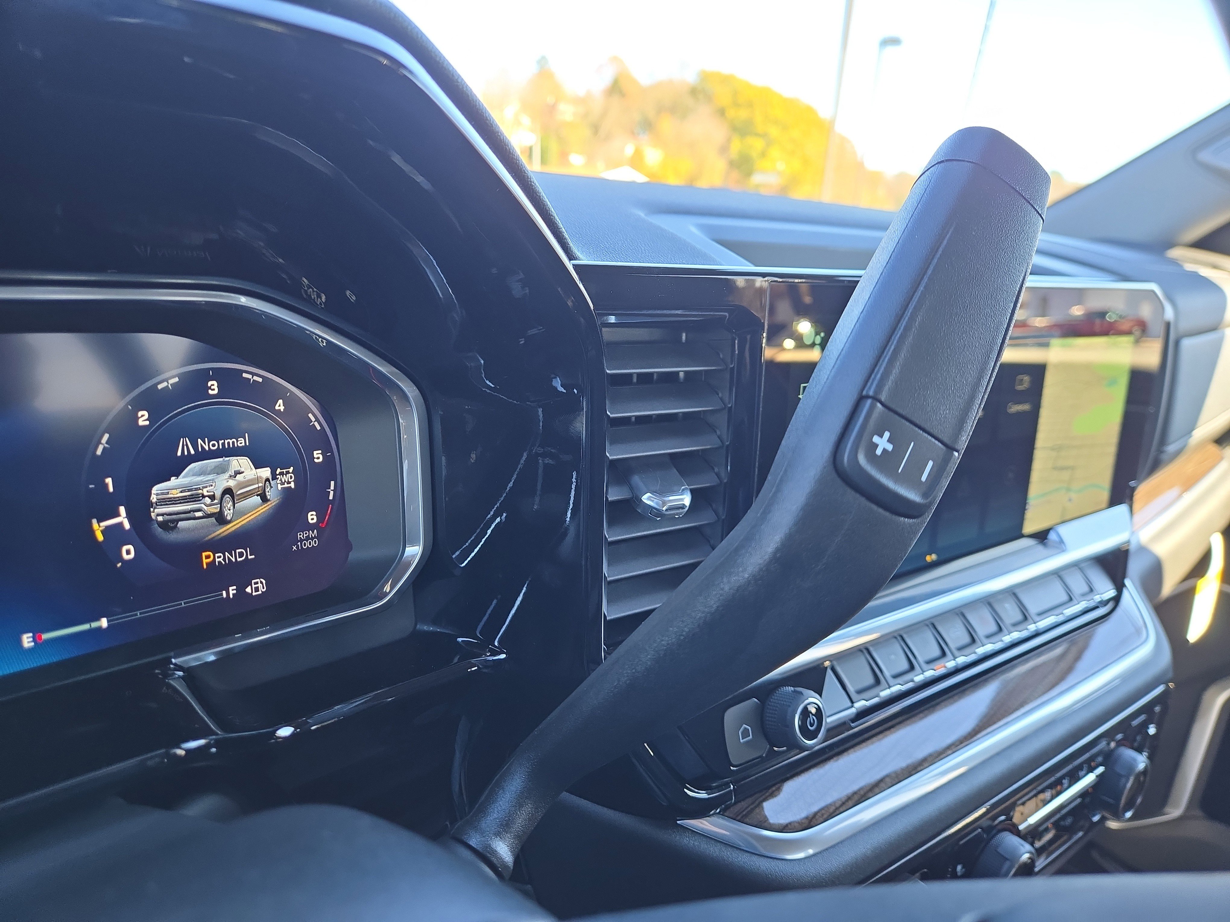 New 2026 Chevrolet Silverado 1500 LT w/ Z71 Off-Road Package image 23