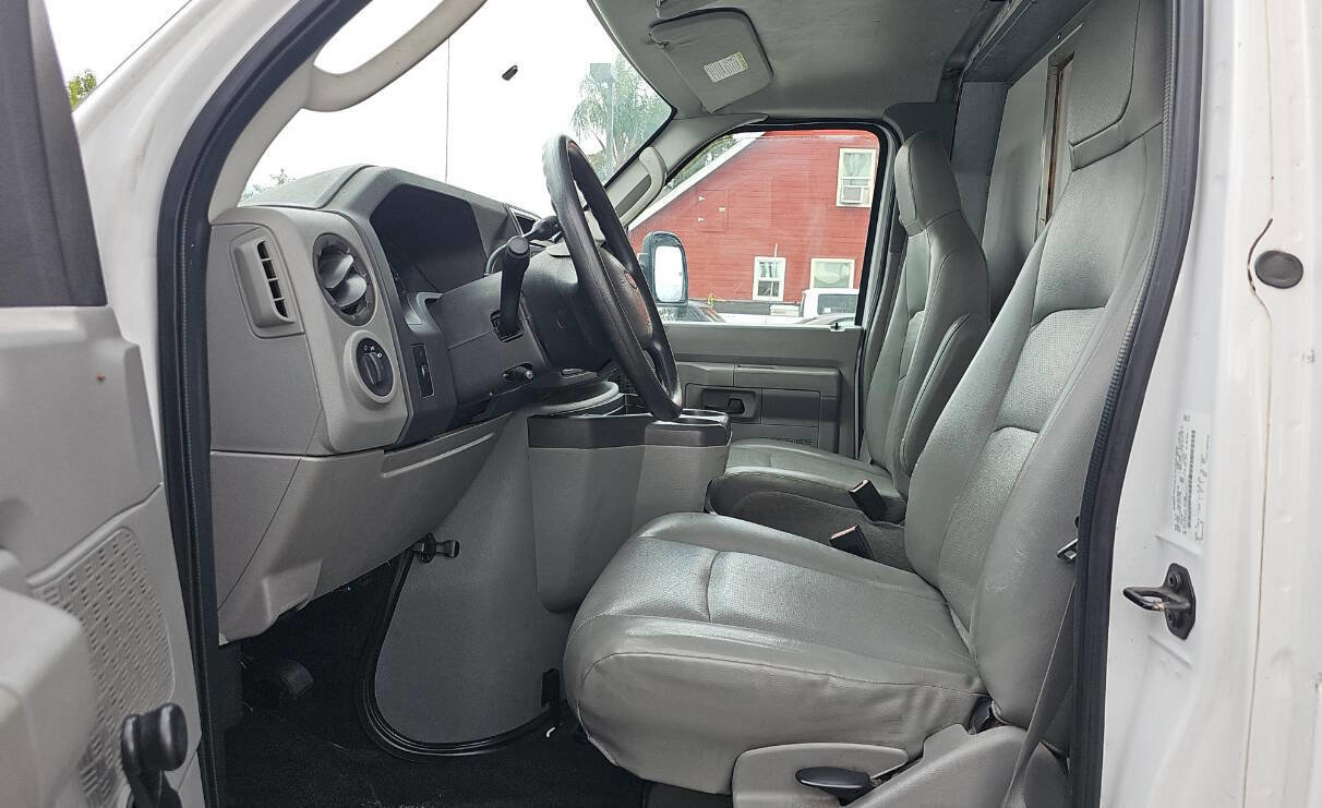 Used 2012 Ford E-350 and Econoline 350 Super Duty w/ Payload Pkg image 7