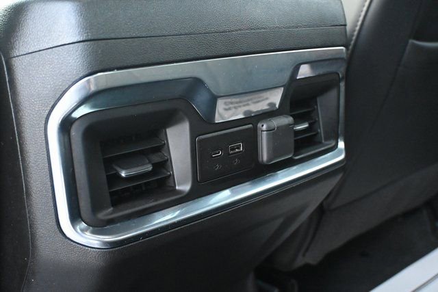 Used 2022 Chevrolet Silverado 1500 High Country w/ Technology Package image 27