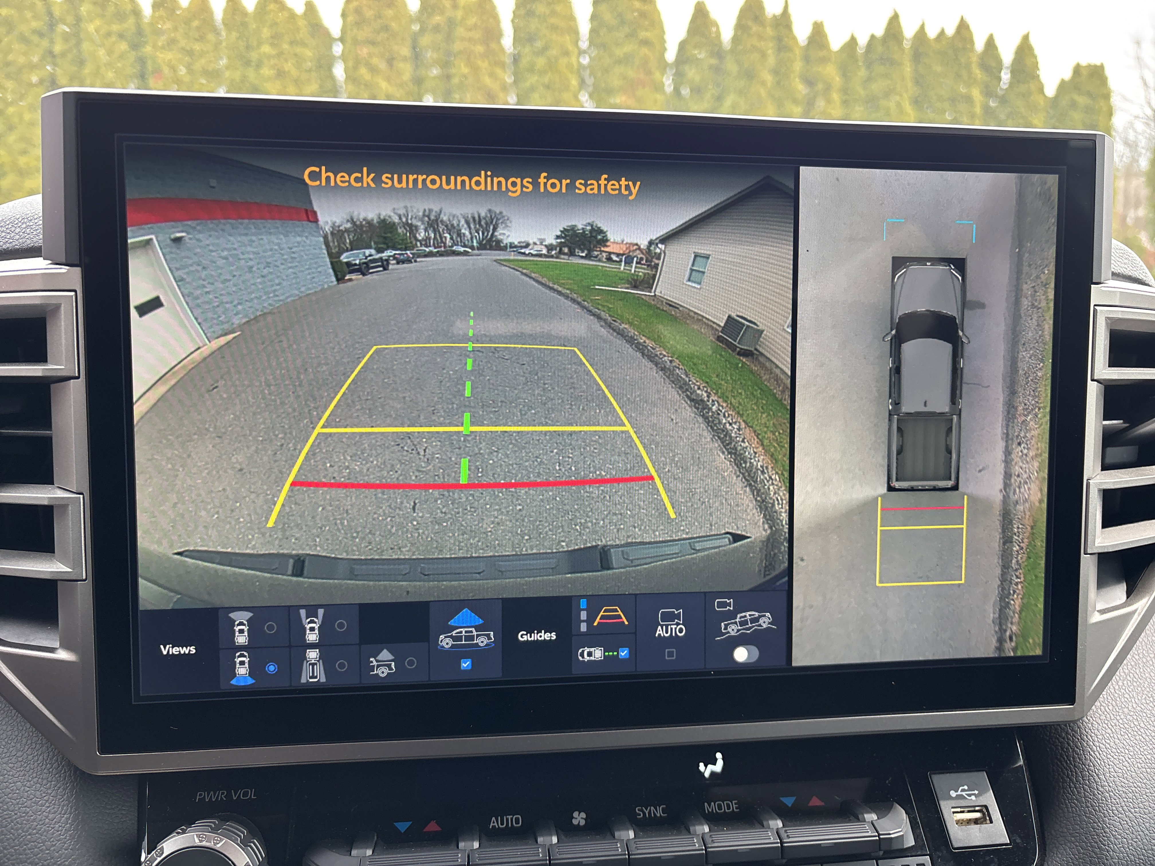 Used 2025 Toyota Tundra Limited w/ TRD Off-Road Package image 28